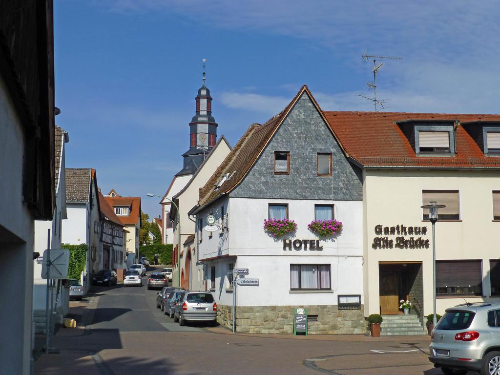 באד הומבורג וור דר הואה Hotel Alte Bruecke מראה חיצוני תמונה