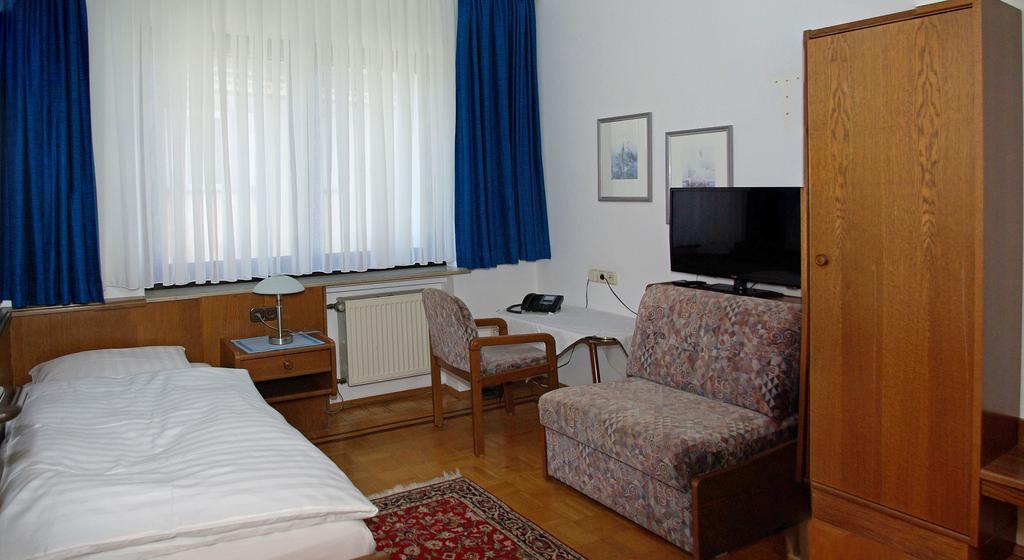 באד הומבורג וור דר הואה Hotel Alte Bruecke חדר תמונה