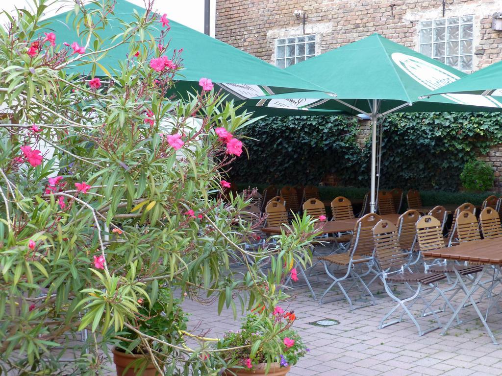 באד הומבורג וור דר הואה Hotel Alte Bruecke מראה חיצוני תמונה